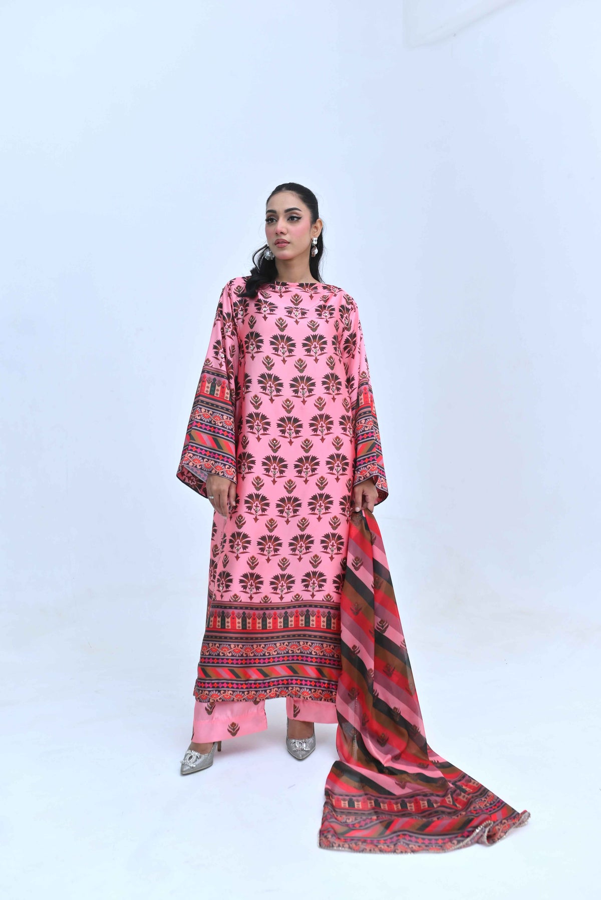 Mughal-Inspired Elegance