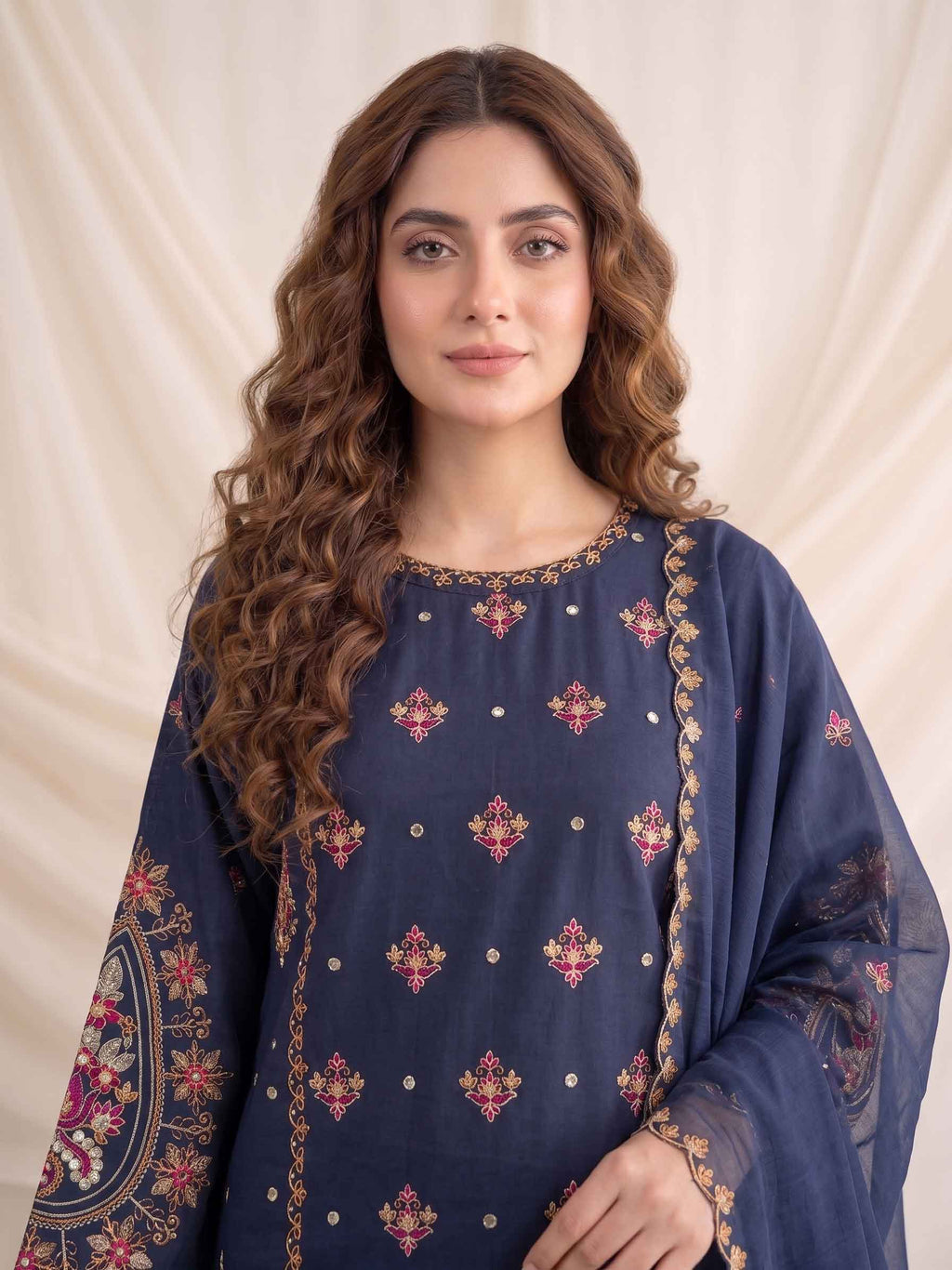 Shab-e-Niloofar