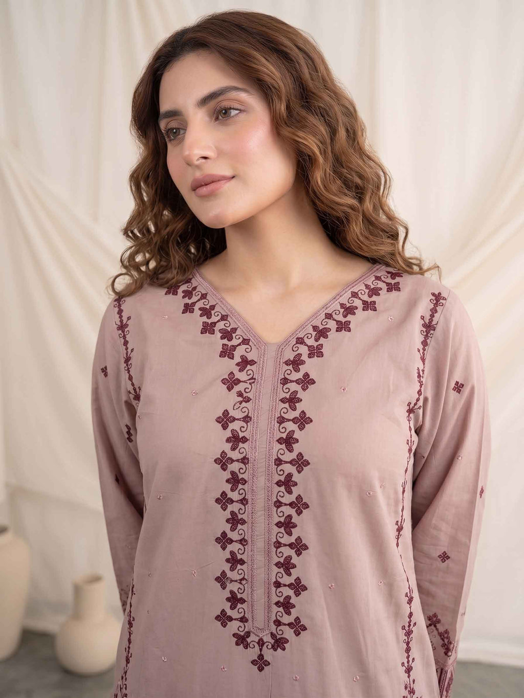 Mauve Medallion